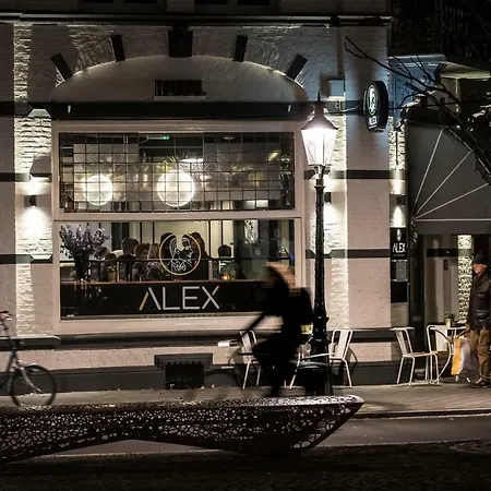 Alex Hotel 4*